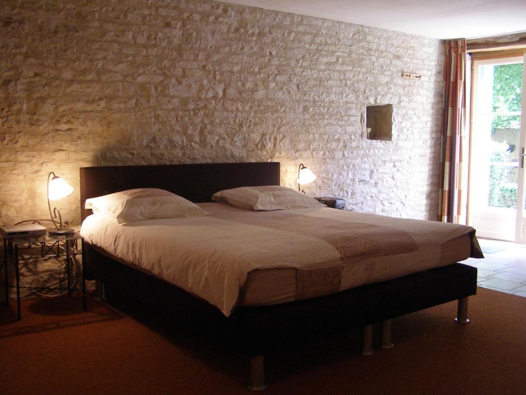 Charme Hotel La Dominotte Demigny Quarto foto