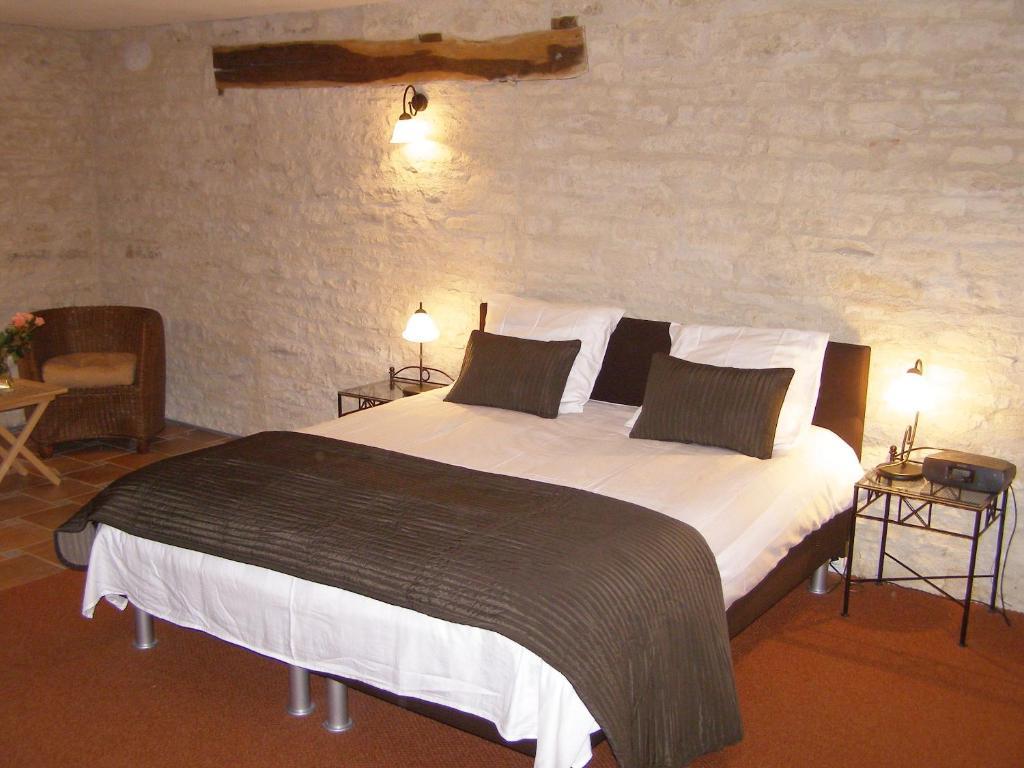 Charme Hotel La Dominotte Demigny Quarto foto